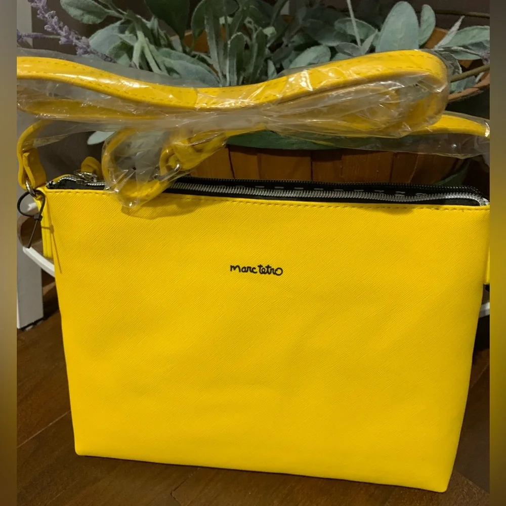 Marc Tetro Yellow Dachshund Bags Set EUC/NWT - Picture 6 of 7